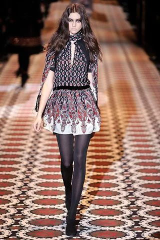 Look 17